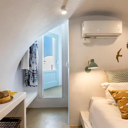 Santo Bloom Luxury Villa *