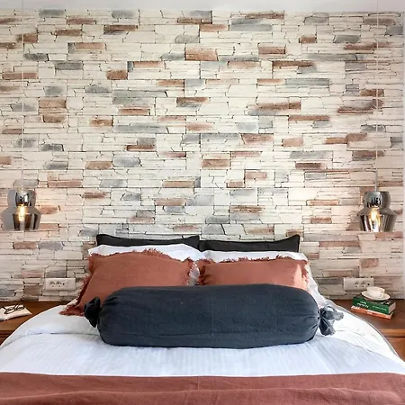 Santo Bloom Luxury Vóthon