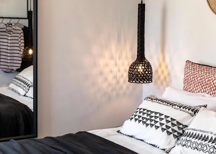 Santo Bloom Luxury Vóthon