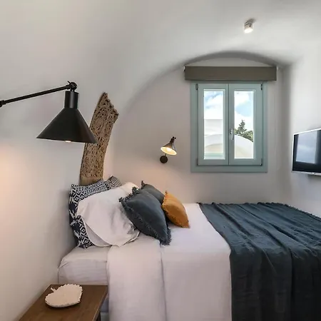 Santo Bloom Luxury Villa *